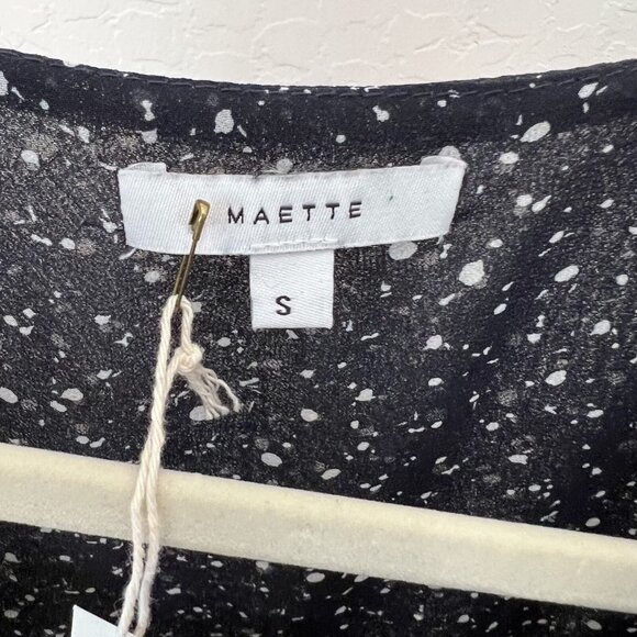 Maette Blue Charlotte Embroidered Short Sleeve Blouse Top Size Small - Picture 3 of 10